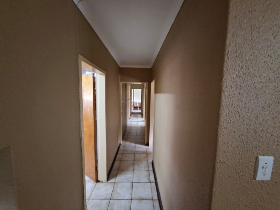 4 Bedroom Property for Sale in Kruinpark Mpumalanga