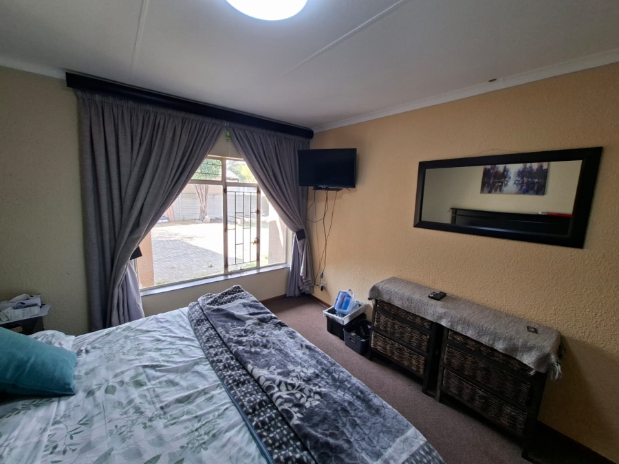 4 Bedroom Property for Sale in Kruinpark Mpumalanga