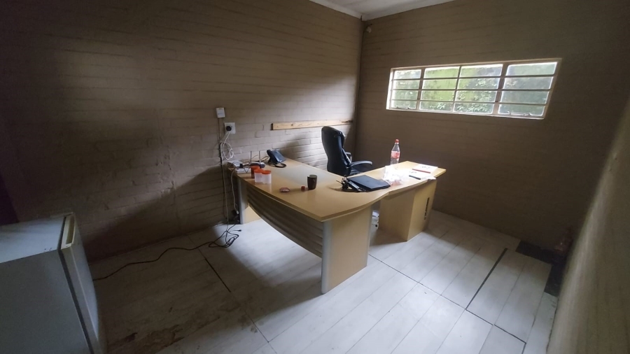 Commercial Property for Sale in White River Ext 9 Mpumalanga