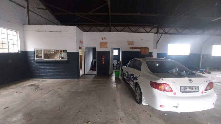 Commercial Property for Sale in White River Ext 9 Mpumalanga