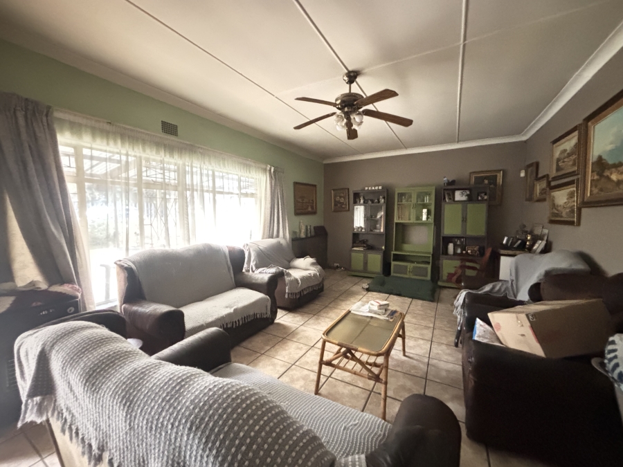 3 Bedroom Property for Sale in Witbank Ext 8 Mpumalanga