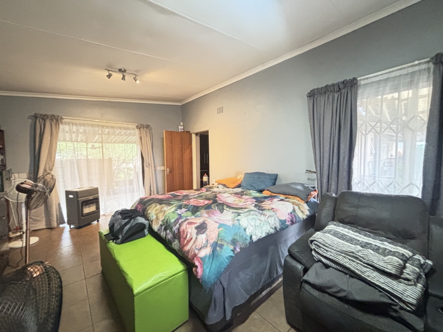 3 Bedroom Property for Sale in Witbank Ext 8 Mpumalanga