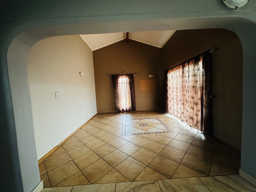 4 Bedroom Property for Sale in Ben Fleur Mpumalanga