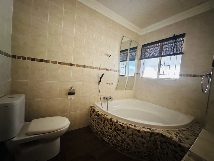4 Bedroom Property for Sale in Ben Fleur Mpumalanga