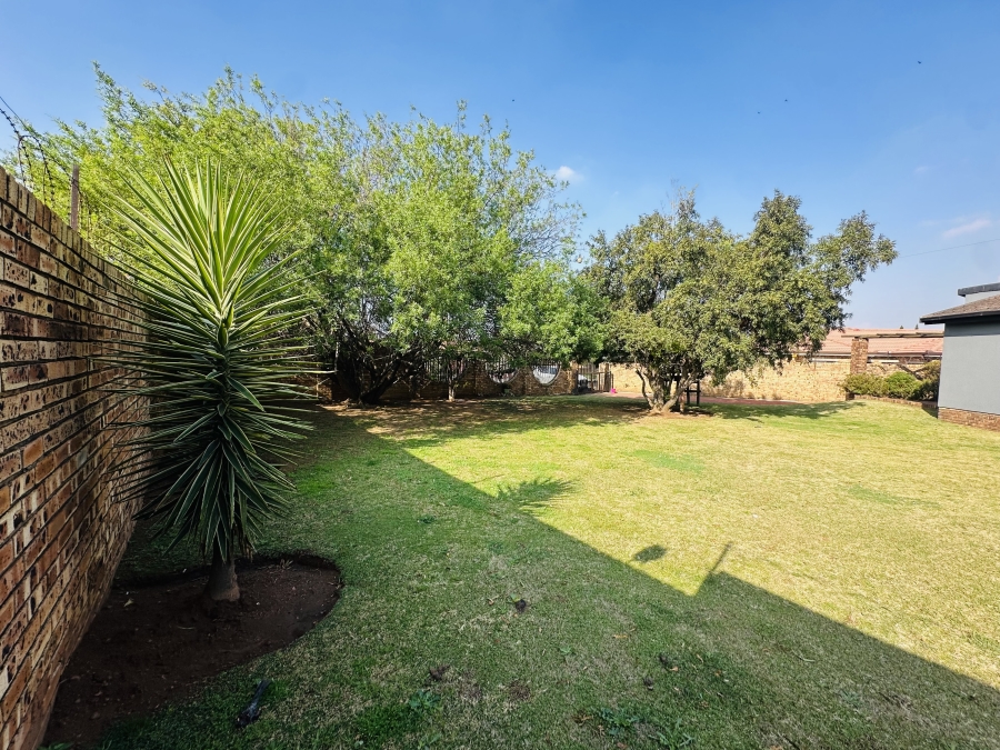 4 Bedroom Property for Sale in Ben Fleur Mpumalanga