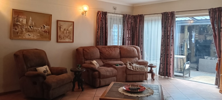 4 Bedroom Property for Sale in Reyno Ridge Mpumalanga