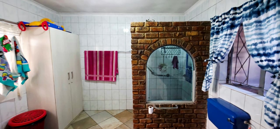 To Let 5 Bedroom Property for Rent in Del Judor Ext 4 Mpumalanga
