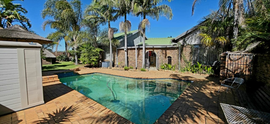 To Let 5 Bedroom Property for Rent in Del Judor Ext 4 Mpumalanga