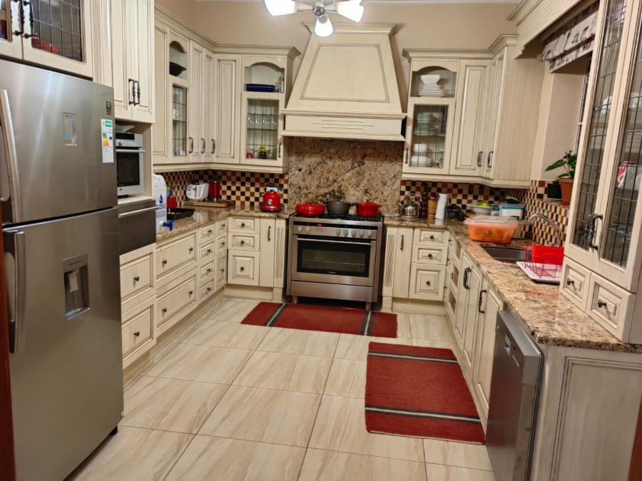 5 Bedroom Property for Sale in Barberton Mpumalanga