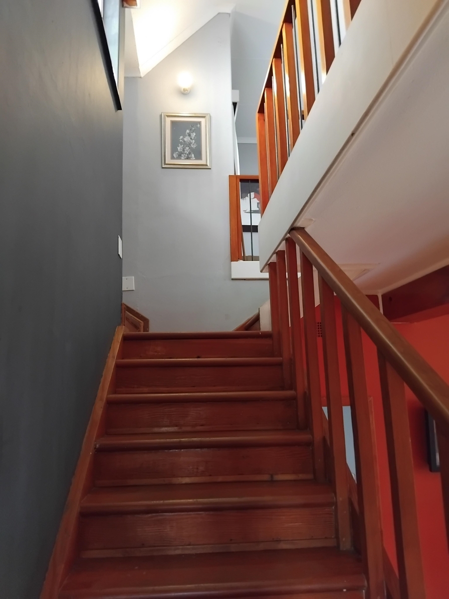 To Let 5 Bedroom Property for Rent in Barberton Mpumalanga