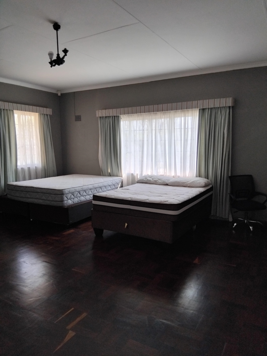 To Let 5 Bedroom Property for Rent in Barberton Mpumalanga