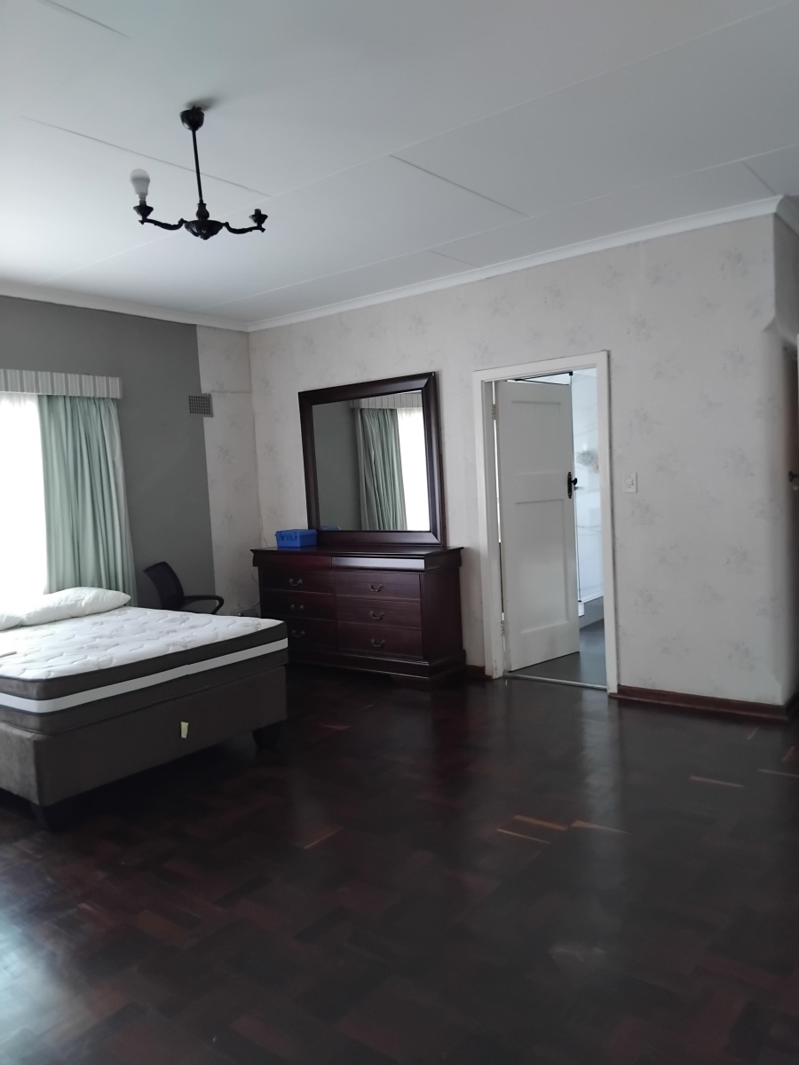 To Let 5 Bedroom Property for Rent in Barberton Mpumalanga