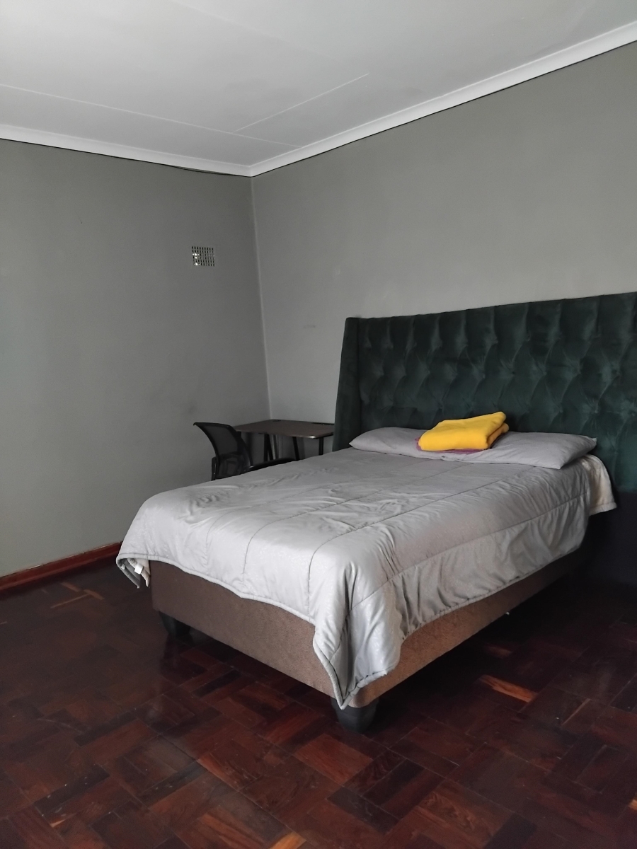 To Let 5 Bedroom Property for Rent in Barberton Mpumalanga