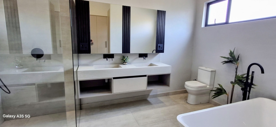 4 Bedroom Property for Sale in The Rest Nature Estate Mpumalanga