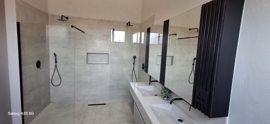 4 Bedroom Property for Sale in The Rest Nature Estate Mpumalanga