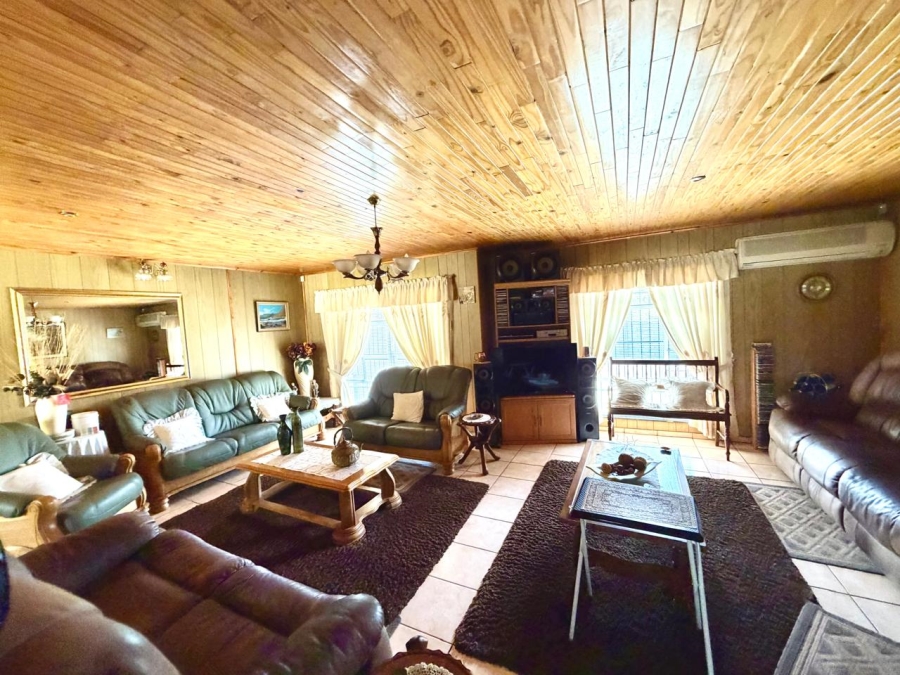 3 Bedroom Property for Sale in Kruinpark Mpumalanga
