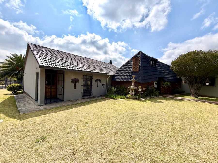 3 Bedroom Property for Sale in Kruinpark Mpumalanga