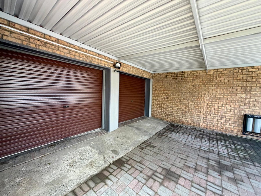 3 Bedroom Property for Sale in Kruinpark Mpumalanga