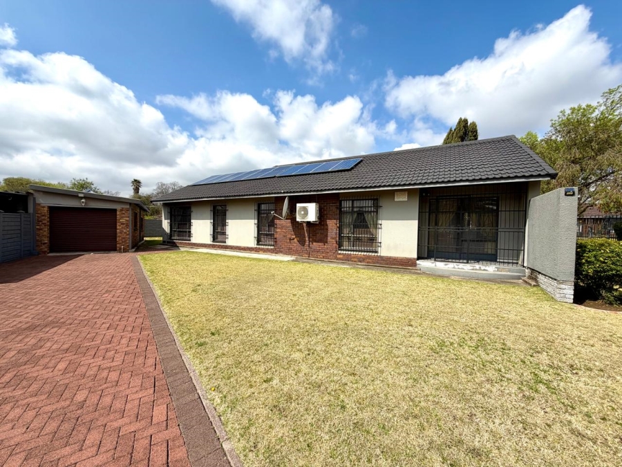 3 Bedroom Property for Sale in Kruinpark Mpumalanga