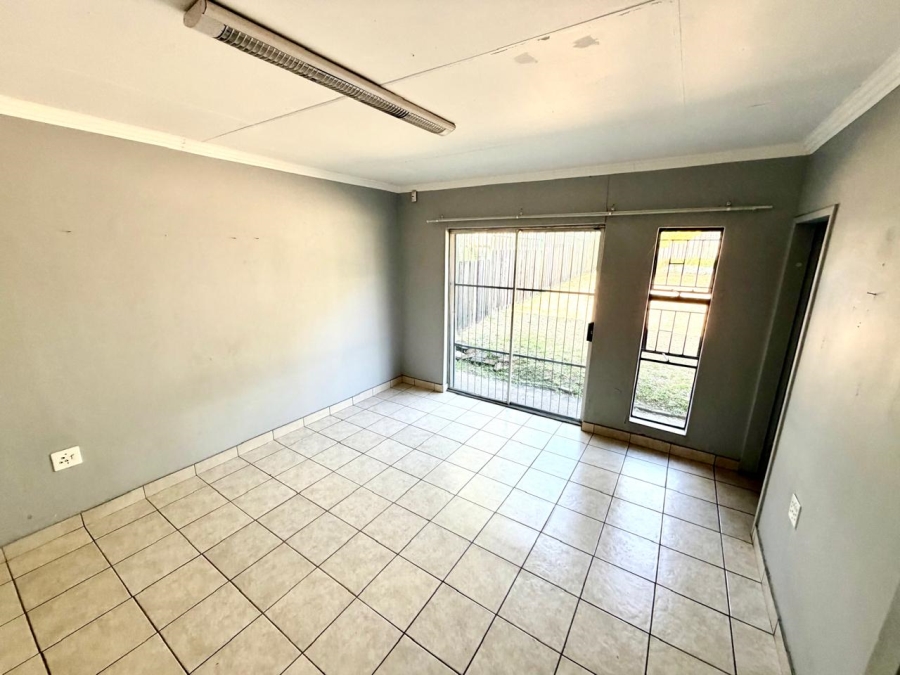To Let 1 Bedroom Property for Rent in Trichardt Mpumalanga