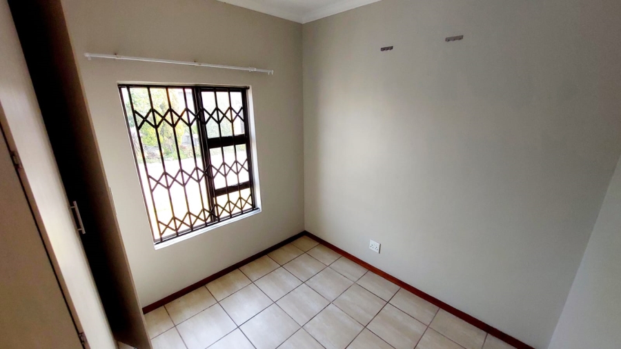 To Let 2 Bedroom Property for Rent in Terra Nova Mpumalanga