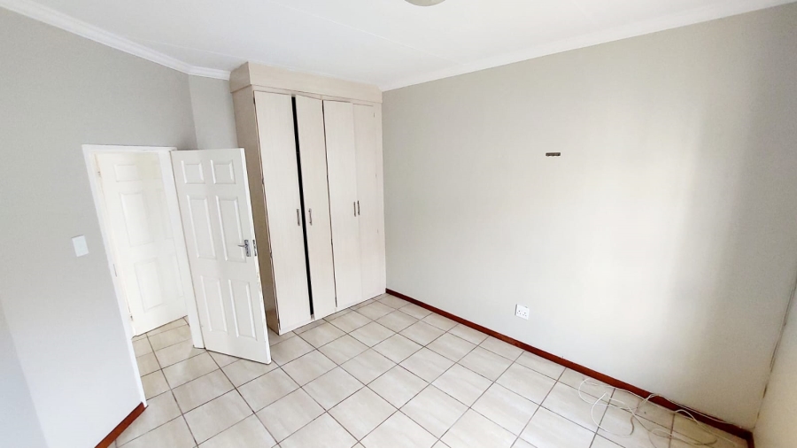 To Let 2 Bedroom Property for Rent in Terra Nova Mpumalanga
