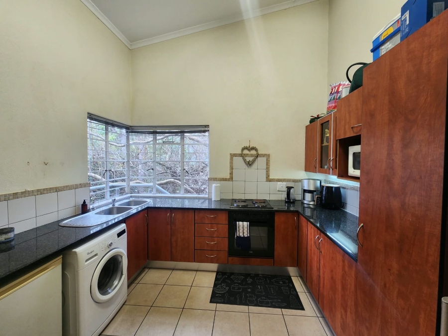 2 Bedroom Property for Sale in Nelspruit Ext 5 Mpumalanga
