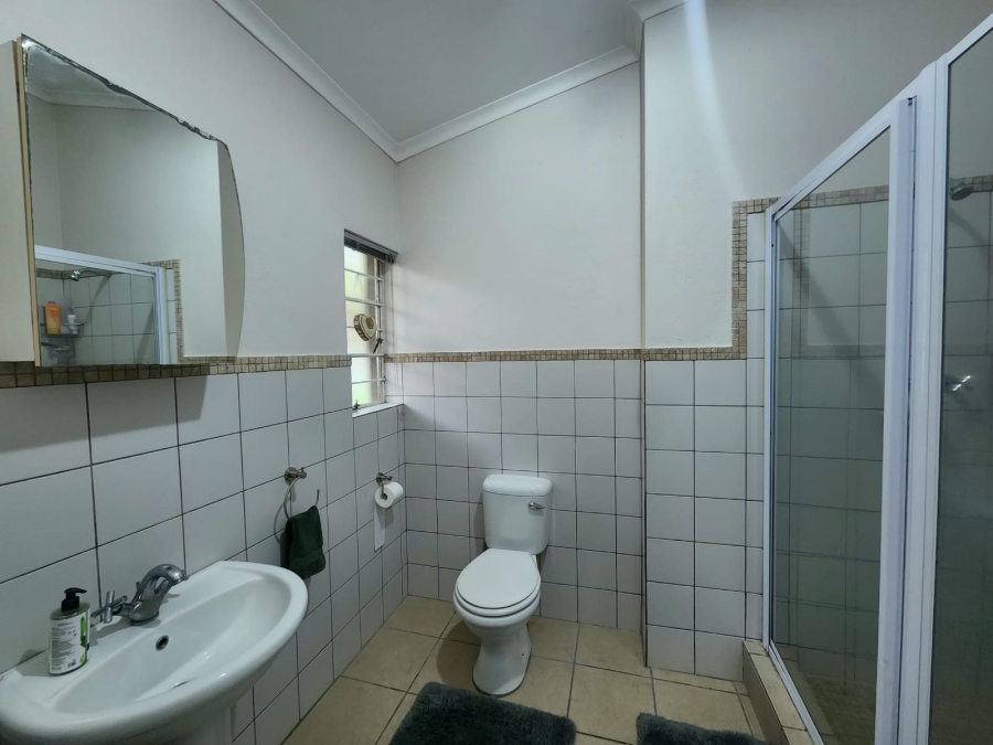 2 Bedroom Property for Sale in Nelspruit Ext 5 Mpumalanga