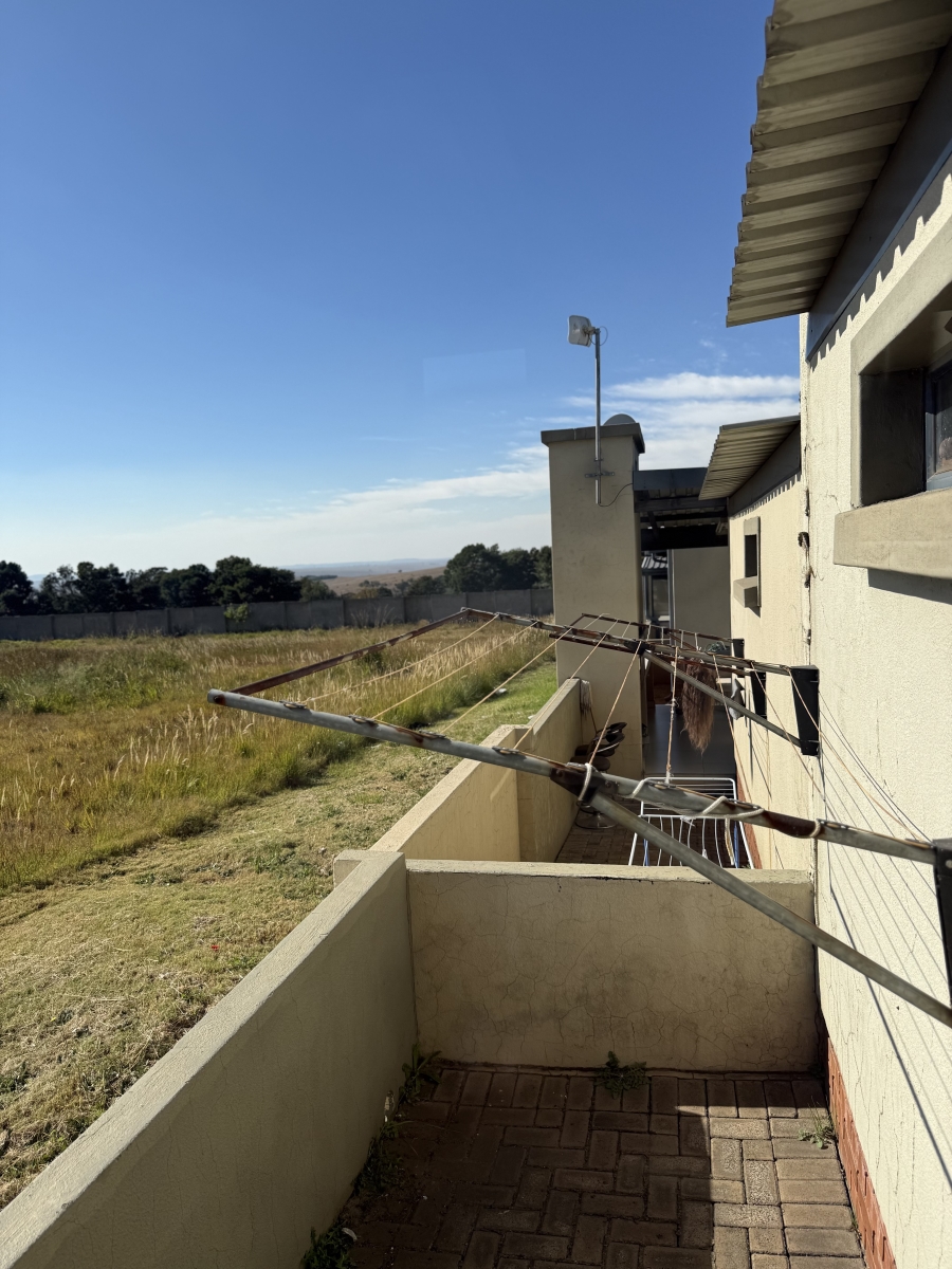 To Let 3 Bedroom Property for Rent in Ben Fleur Mpumalanga