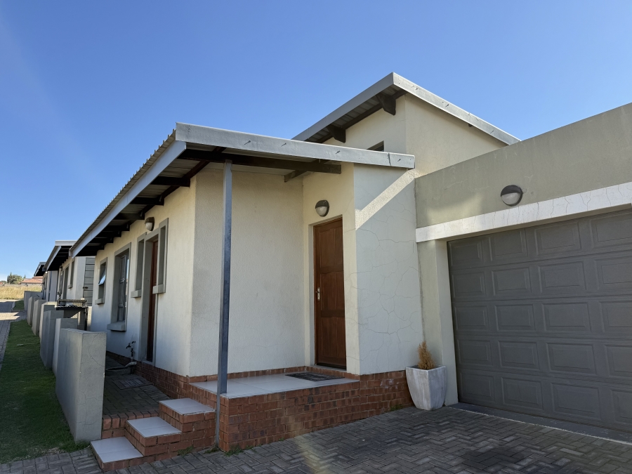 To Let 3 Bedroom Property for Rent in Ben Fleur Mpumalanga
