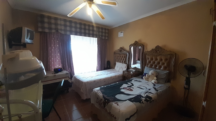 5 Bedroom Property for Sale in Hillsview Mpumalanga