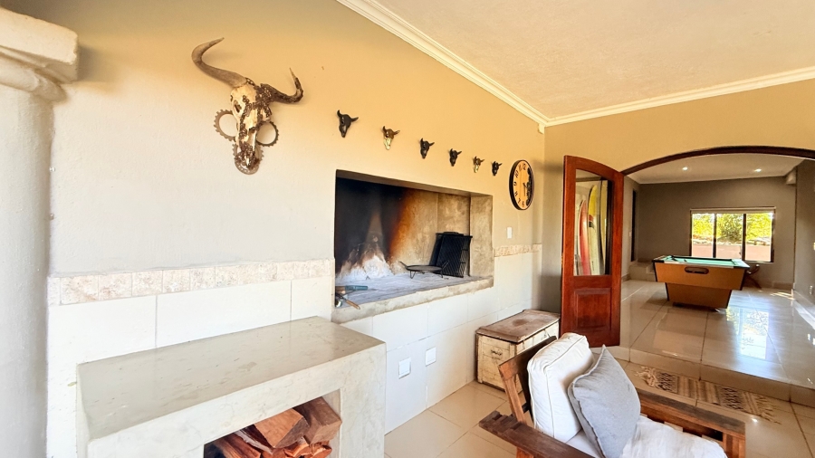 5 Bedroom Property for Sale in Longmere Estate Mpumalanga