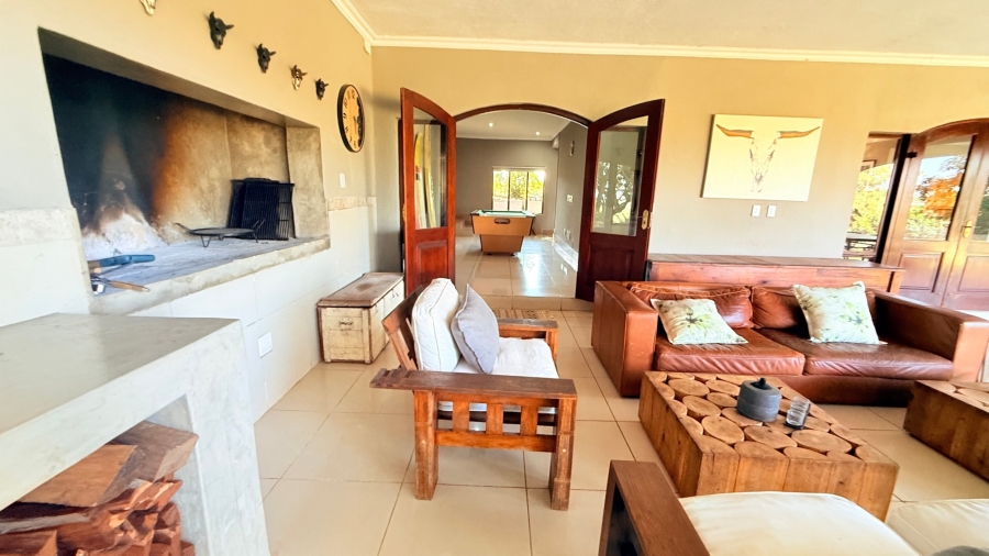 5 Bedroom Property for Sale in Longmere Estate Mpumalanga