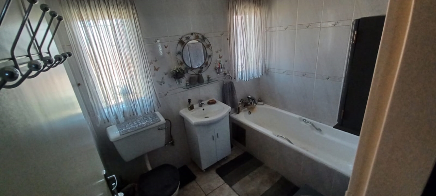 4 Bedroom Property for Sale in Secunda Mpumalanga