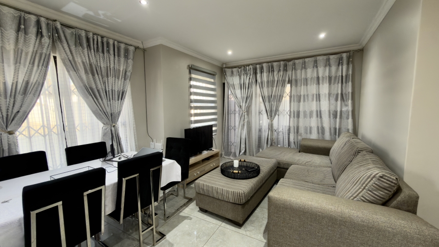 2 Bedroom Property for Sale in Suidheuwel Mpumalanga