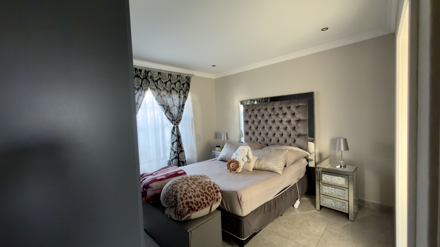2 Bedroom Property for Sale in Suidheuwel Mpumalanga