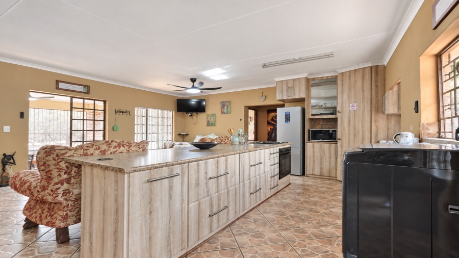 3 Bedroom Property for Sale in Marloth Park Mpumalanga