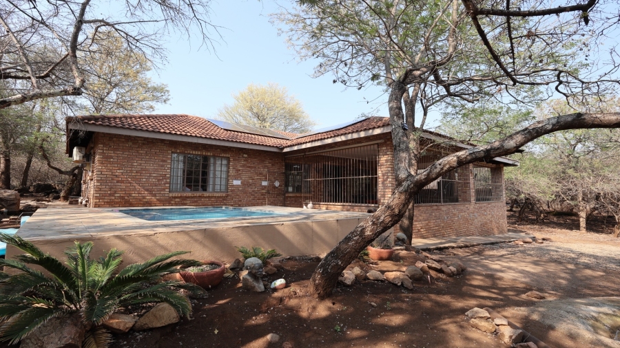 3 Bedroom Property for Sale in Marloth Park Mpumalanga