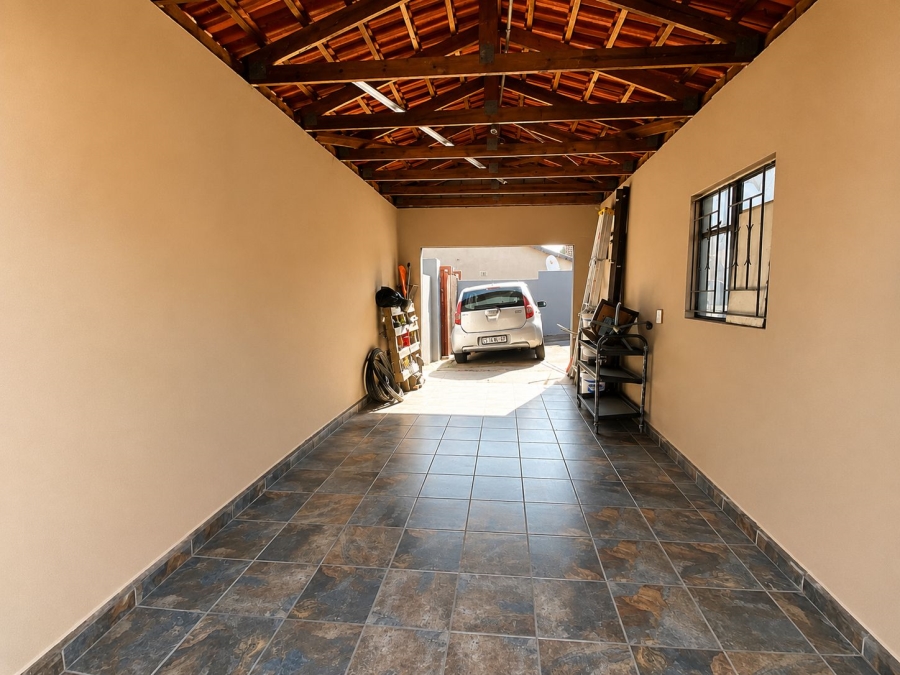 3 Bedroom Property for Sale in Kamagugu Mpumalanga