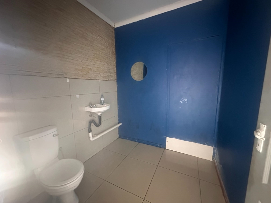 To Let Commercial Property for Rent in Middelburg Central Mpumalanga