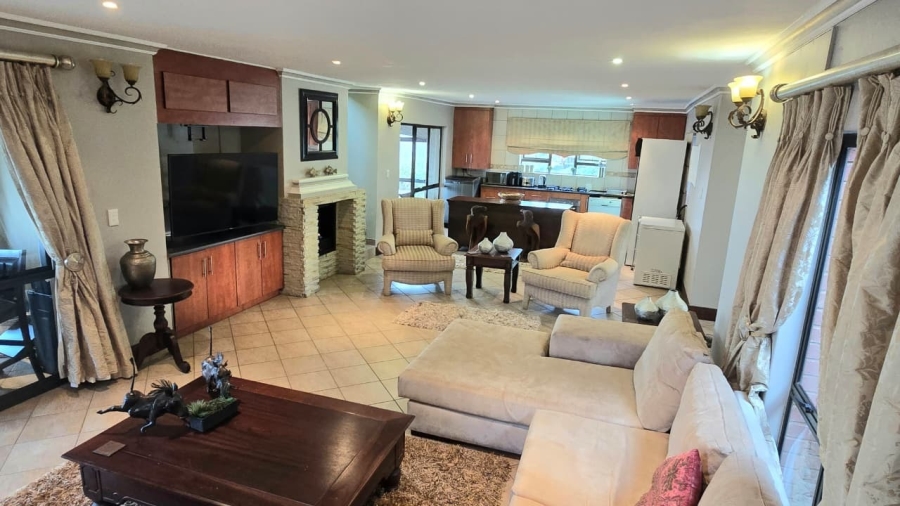 4 Bedroom Property for Sale in Machadodorp Mpumalanga