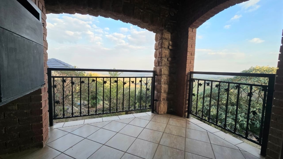 4 Bedroom Property for Sale in Machadodorp Mpumalanga