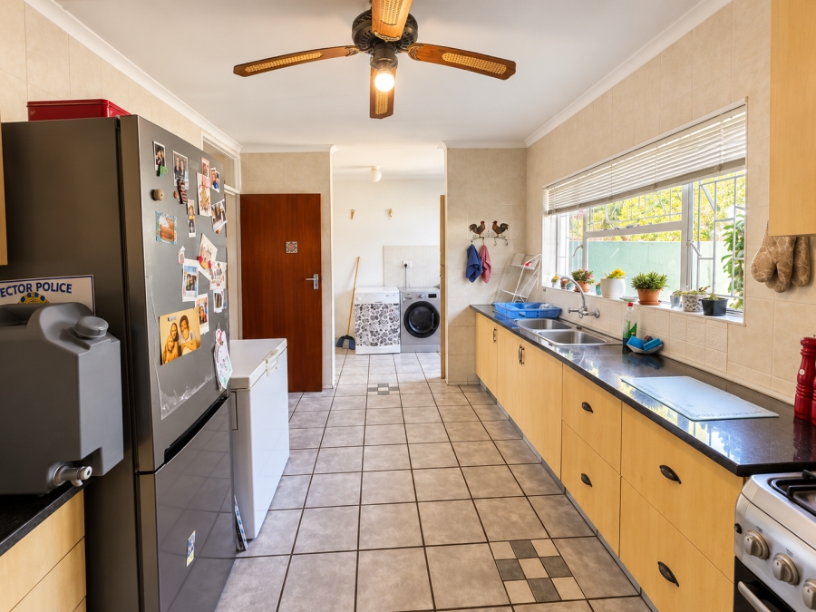 4 Bedroom Property for Sale in Cosmosrand Mpumalanga
