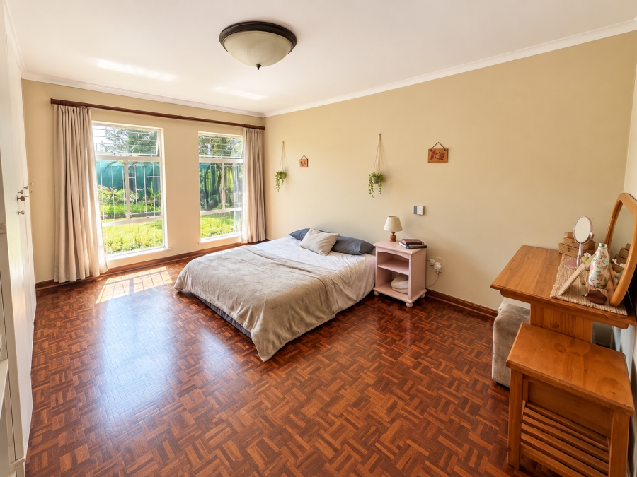 4 Bedroom Property for Sale in Cosmosrand Mpumalanga