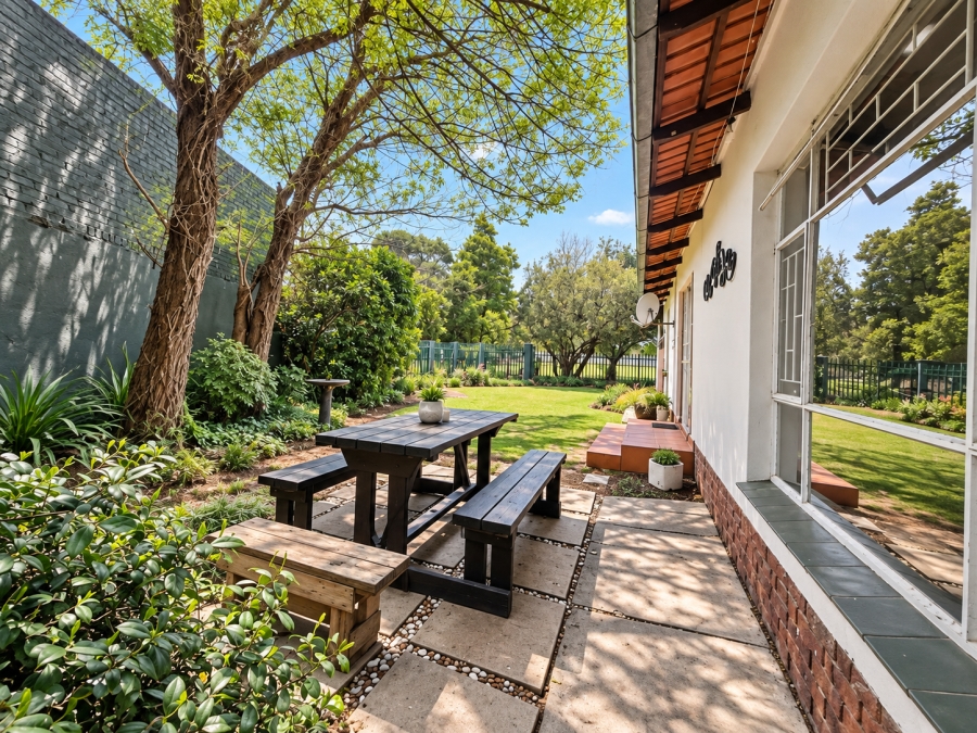 4 Bedroom Property for Sale in Cosmosrand Mpumalanga