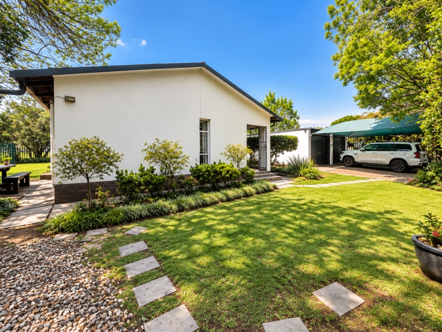 4 Bedroom Property for Sale in Cosmosrand Mpumalanga