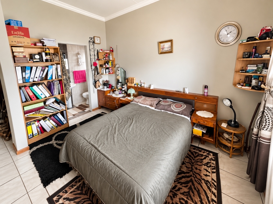 To Let 2 Bedroom Property for Rent in Terra Nova Mpumalanga