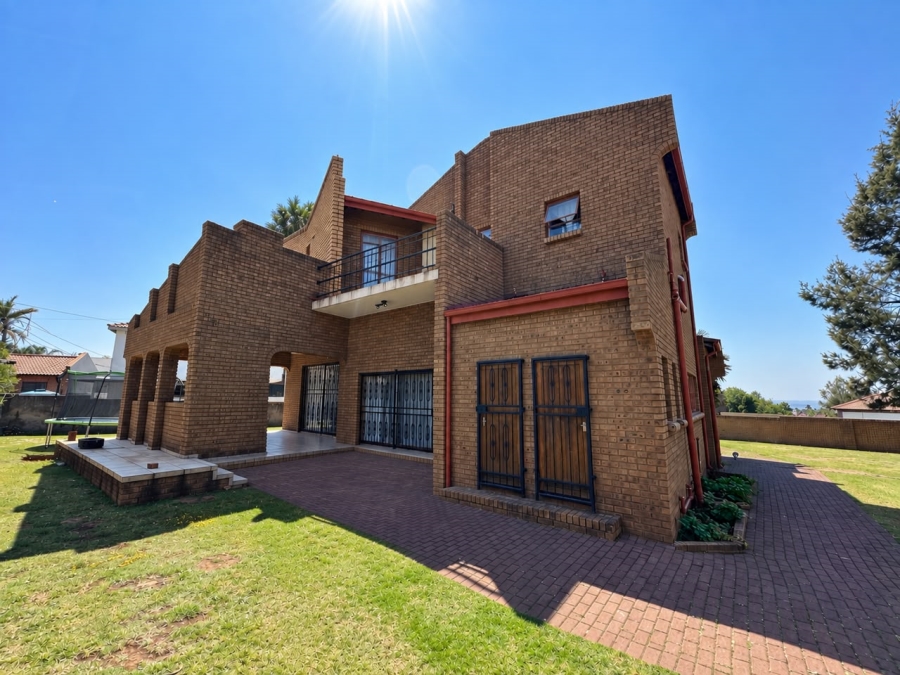 4 Bedroom Property for Sale in Reyno Ridge Mpumalanga