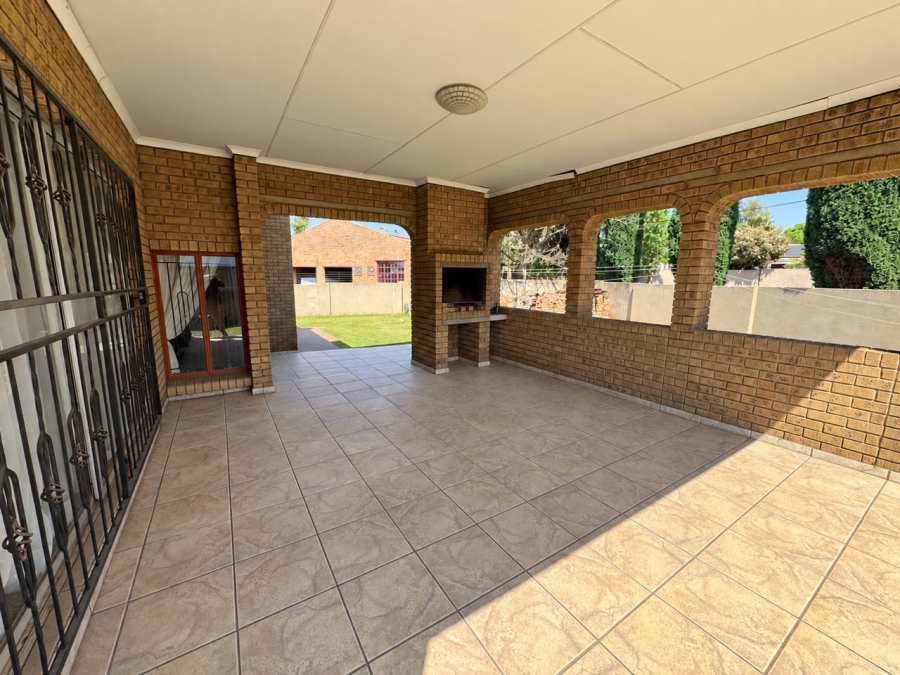 4 Bedroom Property for Sale in Reyno Ridge Mpumalanga