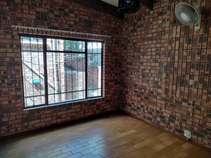 To Let 4 Bedroom Property for Rent in West Acres Mpumalanga